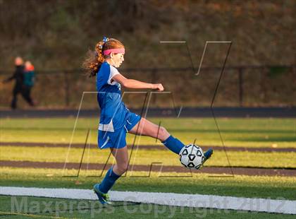 Thumbnail 3 in Immaculate vs Old Saybrook (CIAC Class S Quarterfinal) photogallery.