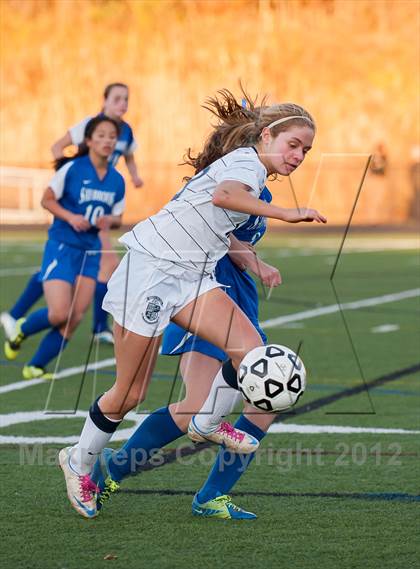 Thumbnail 2 in Immaculate vs Old Saybrook (CIAC Class S Quarterfinal) photogallery.