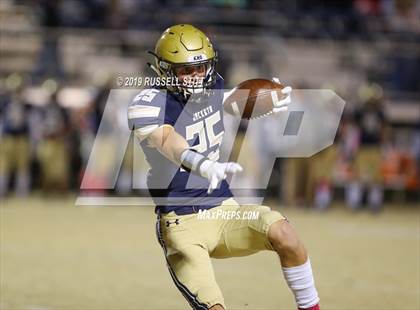 Thumbnail 2 in Kingfisher vs Mount St. Mary photogallery.