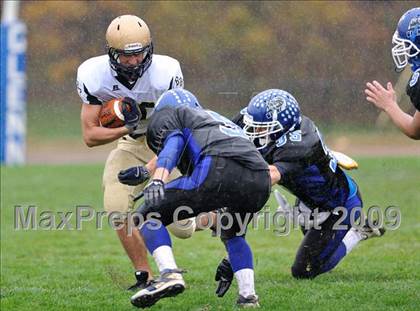 Thumbnail 1 in Bayport-Blue Point @ Elwood-Glenn  photogallery.