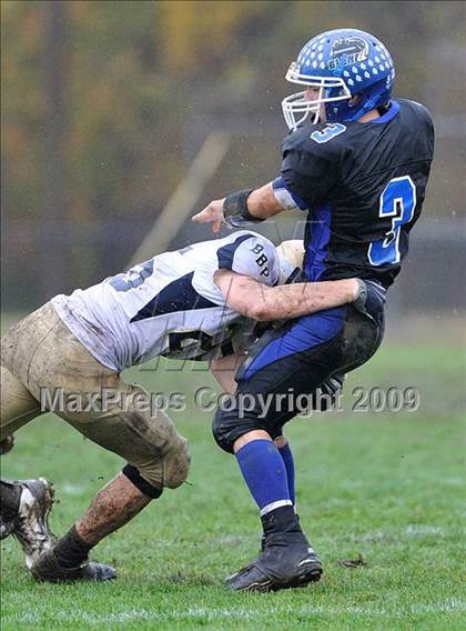 Thumbnail 3 in Bayport-Blue Point @ Elwood-Glenn  photogallery.