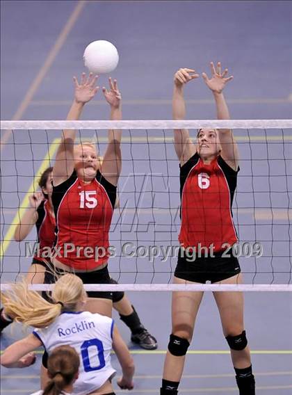 Thumbnail 1 in St. Francis vs. Rocklin (CIF SJS D2 Final) photogallery.