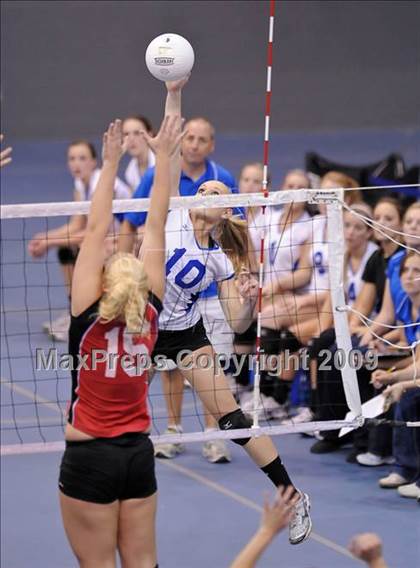 Thumbnail 3 in St. Francis vs. Rocklin (CIF SJS D2 Final) photogallery.