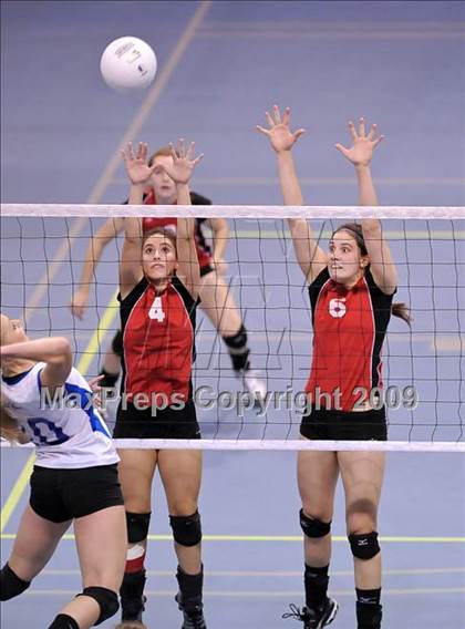 Thumbnail 2 in St. Francis vs. Rocklin (CIF SJS D2 Final) photogallery.