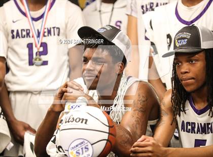 Thumbnail 3 in Christian Brothers vs. Sacramento (CIF SJS Division 3 Final) photogallery.