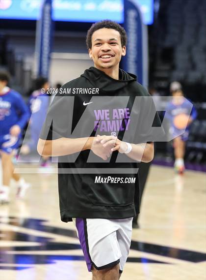 Thumbnail 2 in Christian Brothers vs. Sacramento (CIF SJS Division 3 Final) photogallery.