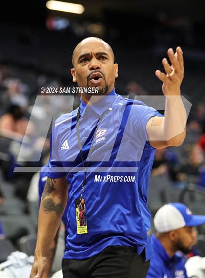 Thumbnail 2 in Christian Brothers vs. Sacramento (CIF SJS Division 3 Final) photogallery.