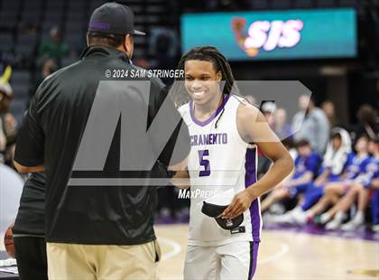 Thumbnail 3 in Christian Brothers vs. Sacramento (CIF SJS Division 3 Final) photogallery.
