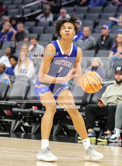 Thumbnail 2 in Christian Brothers vs. Sacramento (CIF SJS Division 3 Final) photogallery.