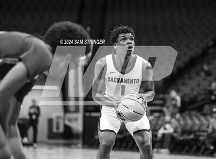 Thumbnail 3 in Christian Brothers vs. Sacramento (CIF SJS Division 3 Final) photogallery.