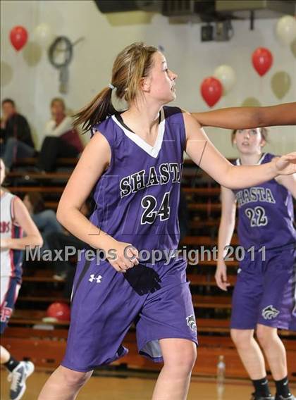 Thumbnail 3 in Shasta vs. Las Plumas (Lady Bulldog Holiday Classic) photogallery.