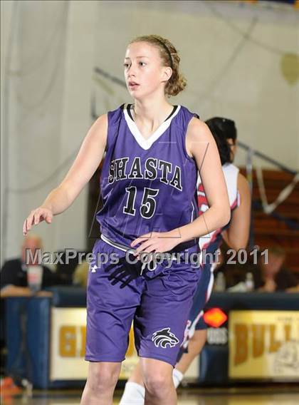 Thumbnail 1 in Shasta vs. Las Plumas (Lady Bulldog Holiday Classic) photogallery.