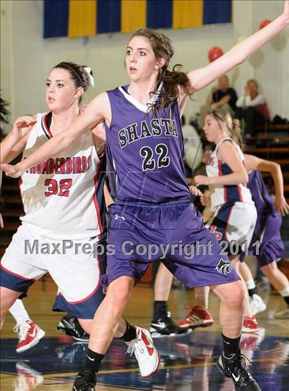 Thumbnail 3 in Shasta vs. Las Plumas (Lady Bulldog Holiday Classic) photogallery.