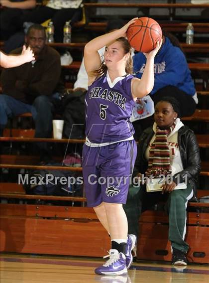 Thumbnail 3 in Shasta vs. Las Plumas (Lady Bulldog Holiday Classic) photogallery.
