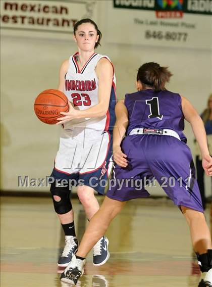 Thumbnail 2 in Shasta vs. Las Plumas (Lady Bulldog Holiday Classic) photogallery.