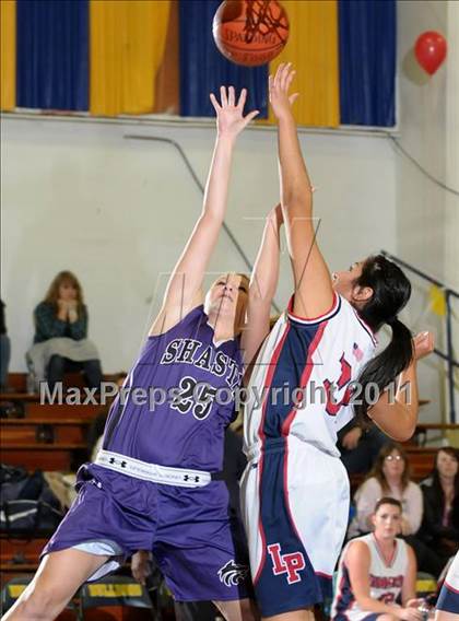 Thumbnail 3 in Shasta vs. Las Plumas (Lady Bulldog Holiday Classic) photogallery.