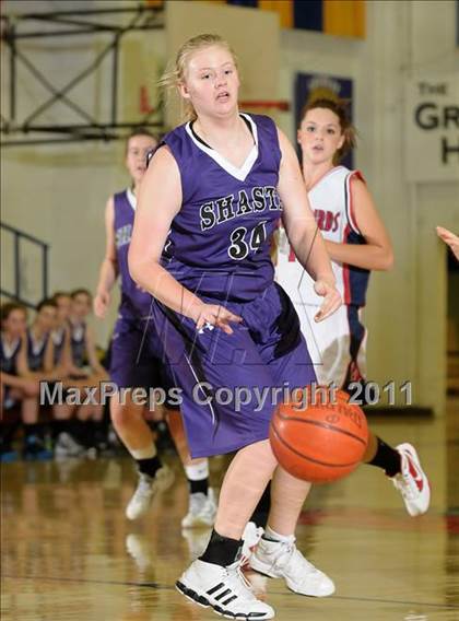 Thumbnail 2 in Shasta vs. Las Plumas (Lady Bulldog Holiday Classic) photogallery.
