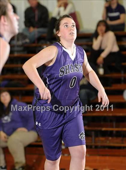 Thumbnail 2 in Shasta vs. Las Plumas (Lady Bulldog Holiday Classic) photogallery.