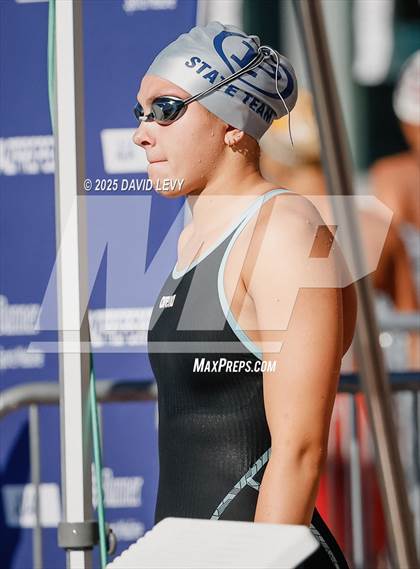 Thumbnail 2 in AIA D1 Finals photogallery.