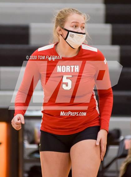 Thumbnail 2 in North @ Shawnee Mission East photogallery.