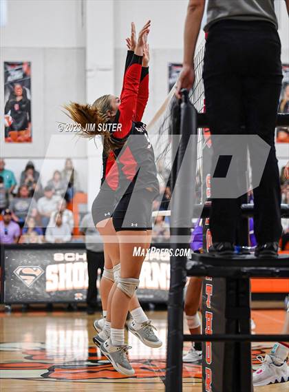 Thumbnail 3 in Weimar vs Burton (UIL 2A Region IV Area Playoff) photogallery.