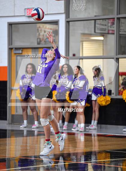 Thumbnail 1 in Weimar vs Burton (UIL 2A Region IV Area Playoff) photogallery.