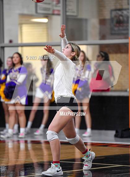 Thumbnail 3 in Weimar vs Burton (UIL 2A Region IV Area Playoff) photogallery.