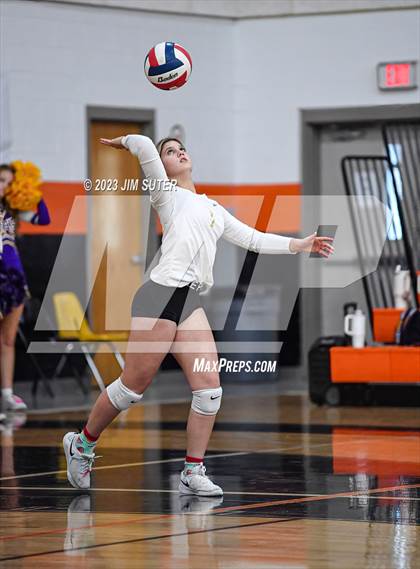 Thumbnail 1 in Weimar vs Burton (UIL 2A Region IV Area Playoff) photogallery.