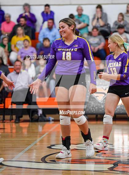 Thumbnail 1 in Weimar vs Burton (UIL 2A Region IV Area Playoff) photogallery.