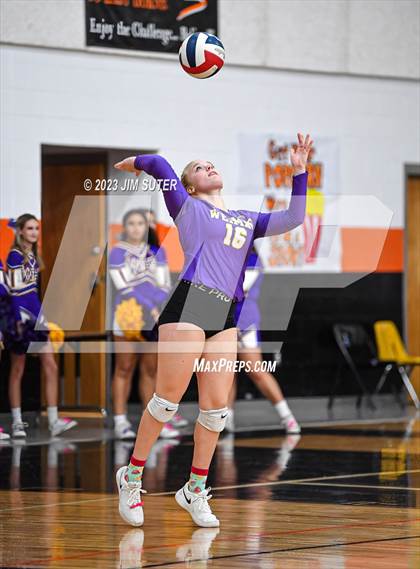 Thumbnail 3 in Weimar vs Burton (UIL 2A Region IV Area Playoff) photogallery.