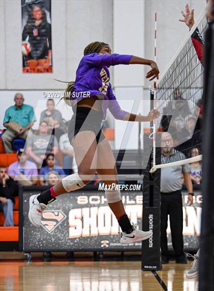 Thumbnail 1 in Weimar vs Burton (UIL 2A Region IV Area Playoff) photogallery.