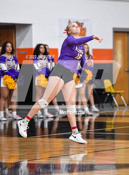 Thumbnail 3 in Weimar vs Burton (UIL 2A Region IV Area Playoff) photogallery.