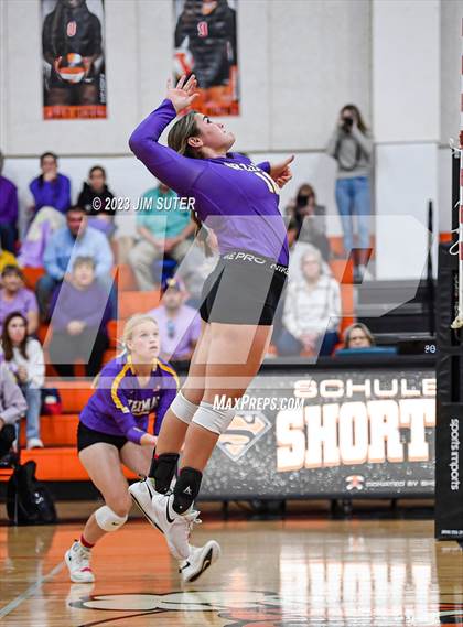 Thumbnail 1 in Weimar vs Burton (UIL 2A Region IV Area Playoff) photogallery.