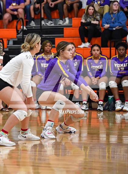 Thumbnail 1 in Weimar vs Burton (UIL 2A Region IV Area Playoff) photogallery.