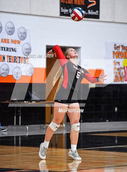 Thumbnail 1 in Weimar vs Burton (UIL 2A Region IV Area Playoff) photogallery.