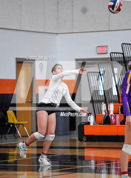 Thumbnail 2 in Weimar vs Burton (UIL 2A Region IV Area Playoff) photogallery.