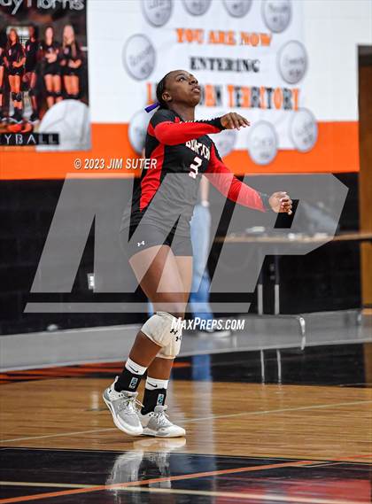 Thumbnail 2 in Weimar vs Burton (UIL 2A Region IV Area Playoff) photogallery.