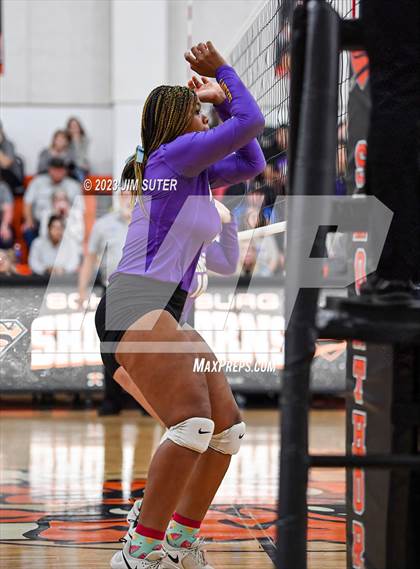 Thumbnail 2 in Weimar vs Burton (UIL 2A Region IV Area Playoff) photogallery.