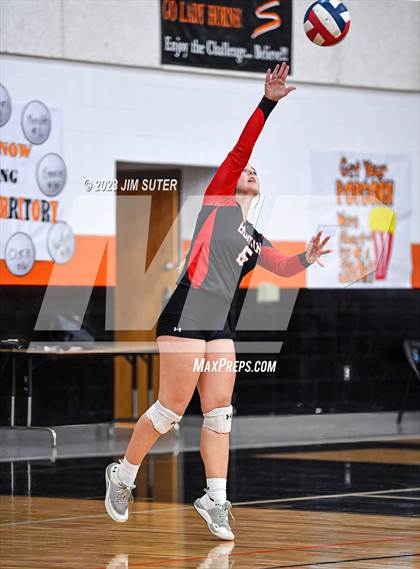 Thumbnail 2 in Weimar vs Burton (UIL 2A Region IV Area Playoff) photogallery.