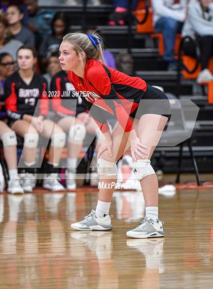 Thumbnail 2 in Weimar vs Burton (UIL 2A Region IV Area Playoff) photogallery.
