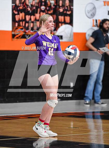Thumbnail 3 in Weimar vs Burton (UIL 2A Region IV Area Playoff) photogallery.