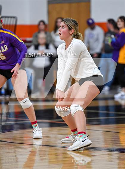 Thumbnail 2 in Weimar vs Burton (UIL 2A Region IV Area Playoff) photogallery.