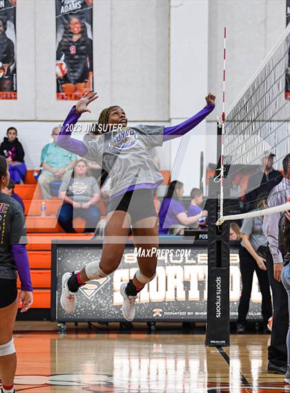 Thumbnail 1 in Weimar vs Burton (UIL 2A Region IV Area Playoff) photogallery.
