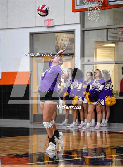 Thumbnail 2 in Weimar vs Burton (UIL 2A Region IV Area Playoff) photogallery.