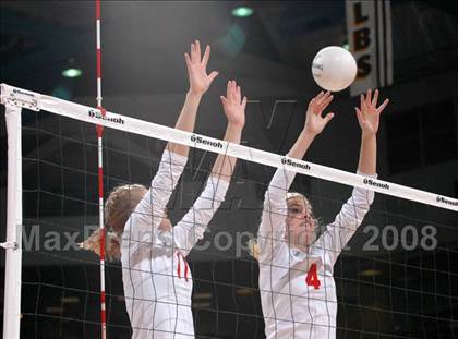 Thumbnail 3 in Sacred Heart Cathedral vs. Cathedral (CIF State D3 Final) photogallery.