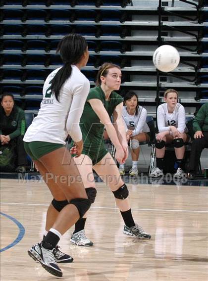 Thumbnail 3 in Sacred Heart Cathedral vs. Cathedral (CIF State D3 Final) photogallery.