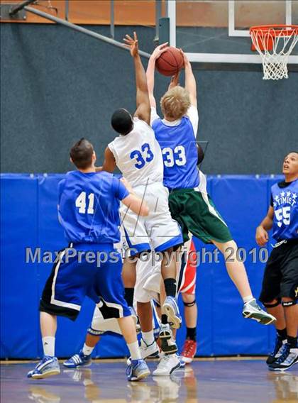 Thumbnail 2 in North vs. South Optimist All-Stars (Sacramento)  photogallery.