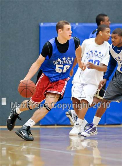 Thumbnail 2 in North vs. South Optimist All-Stars (Sacramento)  photogallery.