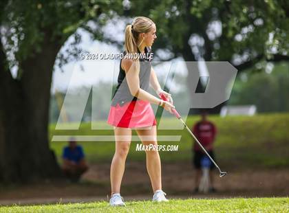 Thumbnail 2 in UIL Golf 2A Finals photogallery.