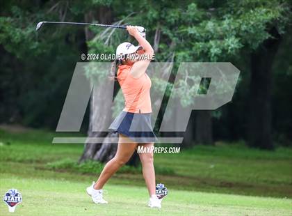 Thumbnail 1 in UIL Golf 2A Finals photogallery.